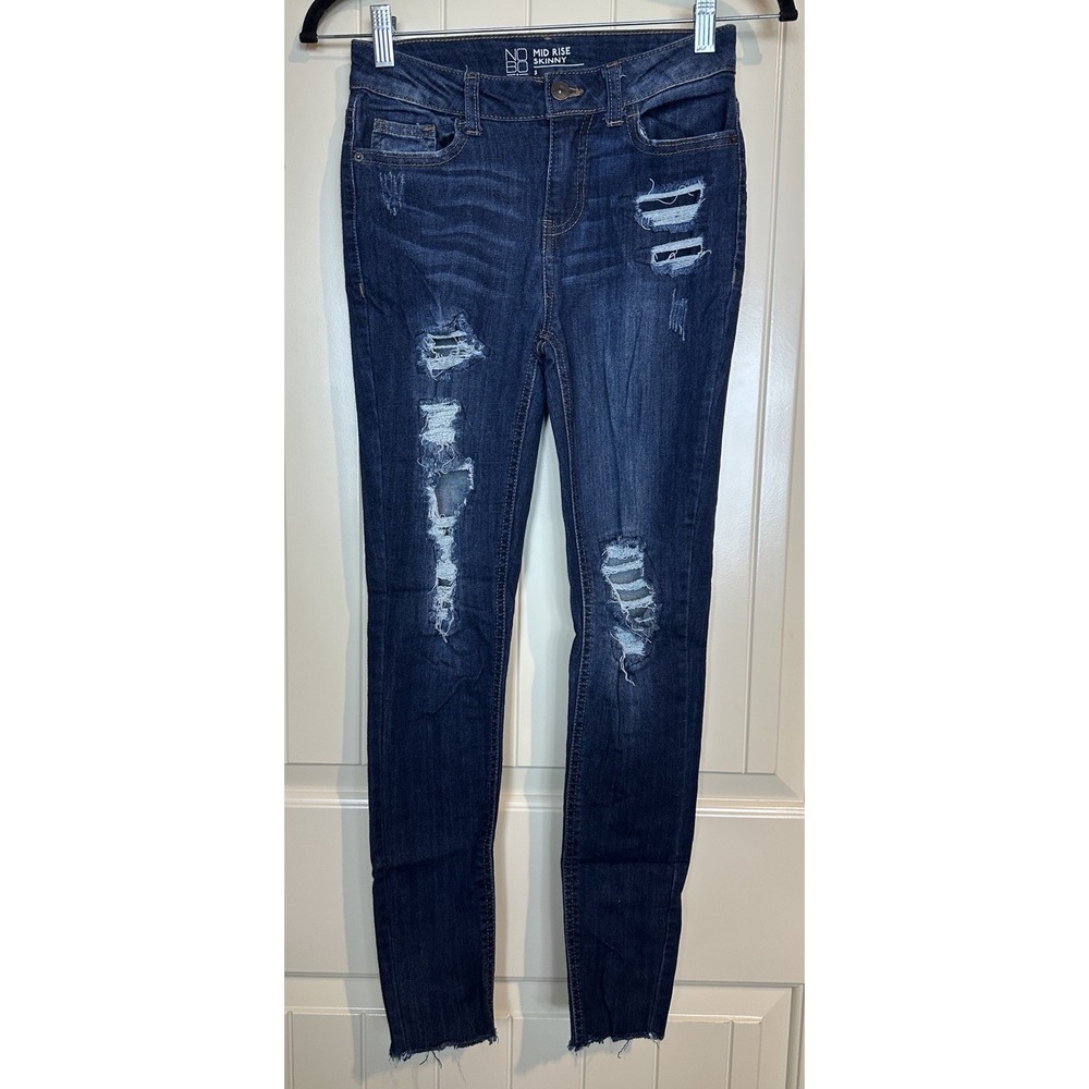 No Boundaries Women's Sz. 3 Distressed Mid Rise Skinny‎ Jeans